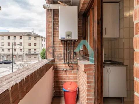 Piso de 87 m² en Oviedo
