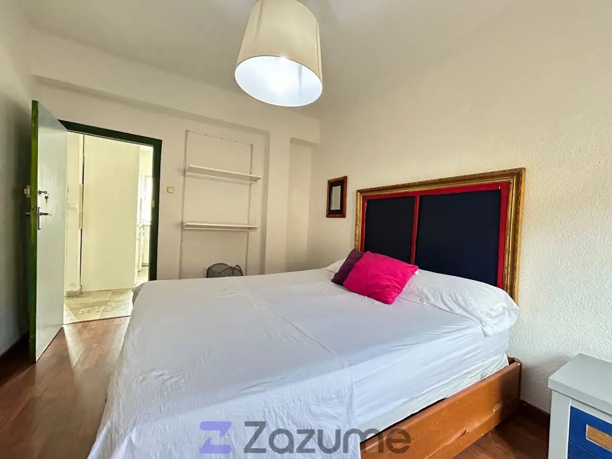 Piso de 90 m² en Granada
