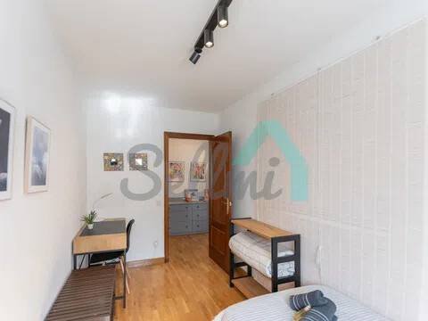 Pis de 68 m² a Oviedo