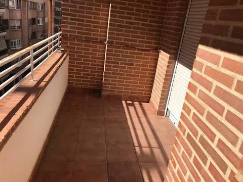Piso de 100 m² en Albacete