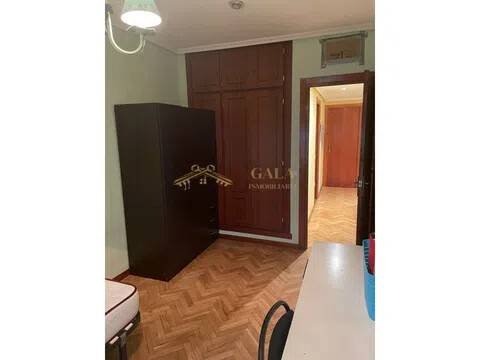 Piso de 120 m² en Cáceres