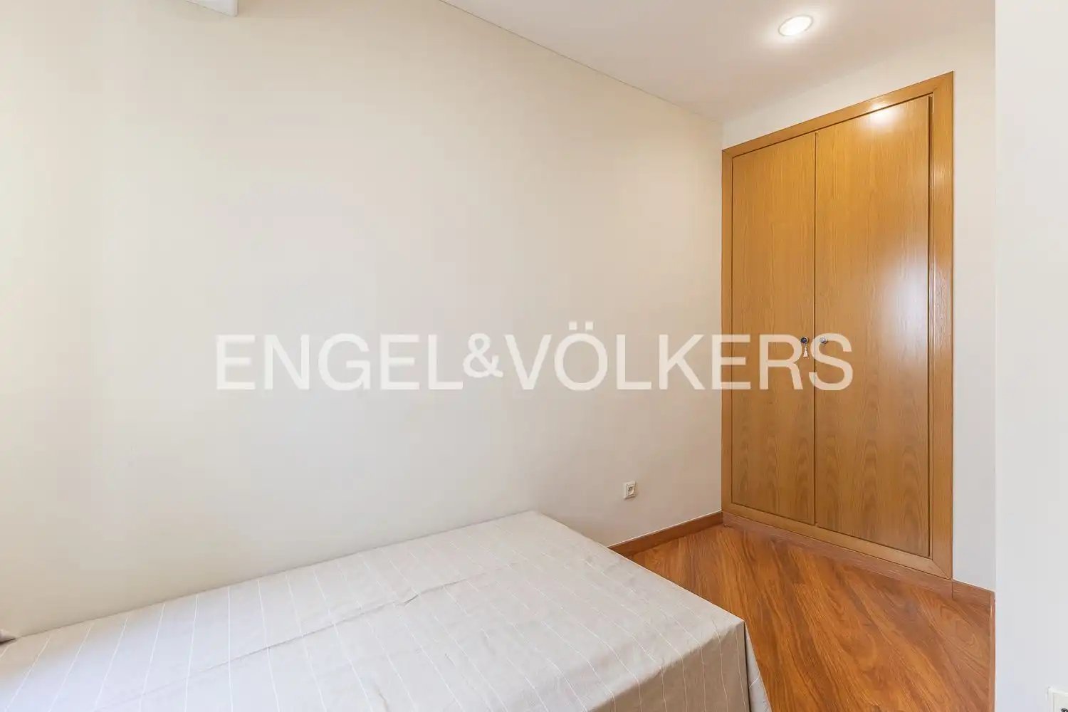 Wohnung 104 m² in Valencia