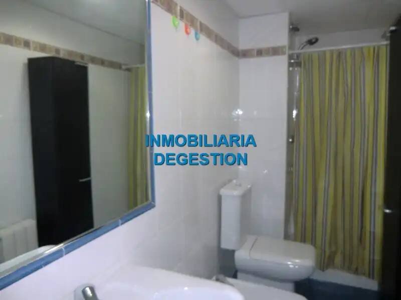 Piso de 105 m² en Linares