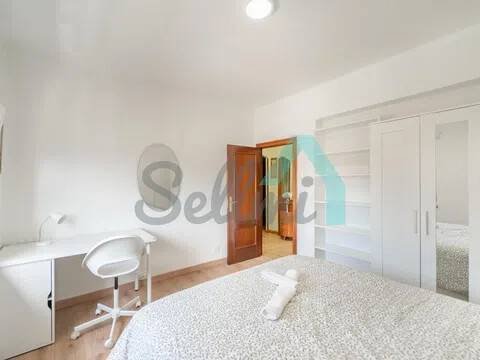 Habitación 92 m², Oviedo
