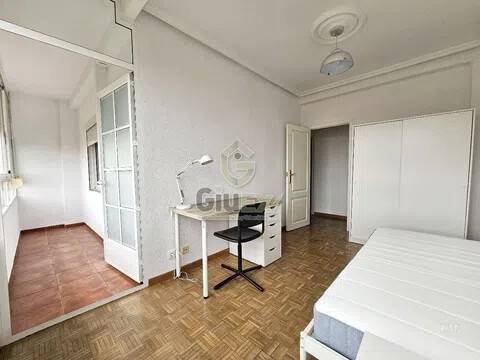 Pis de 80 m² a Cáceres