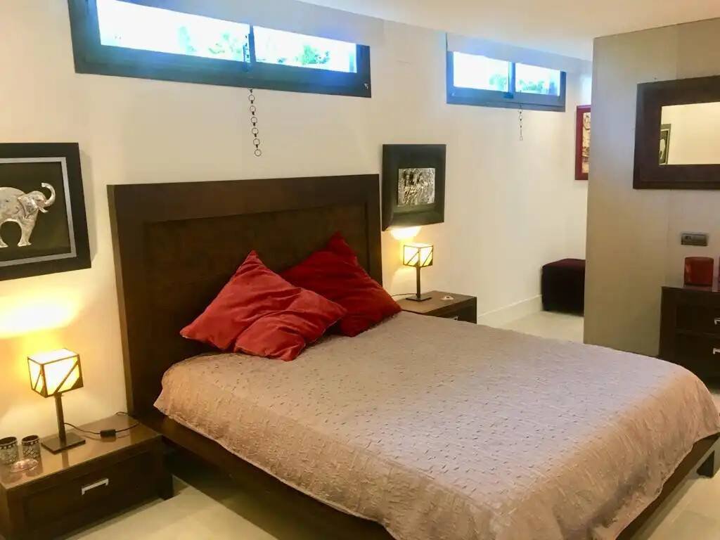 Casa de 396 m² en Estepona