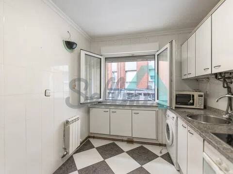 Habitación 66 m², Oviedo