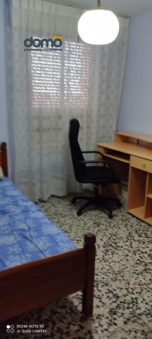 Piso de 90 m² en Almería