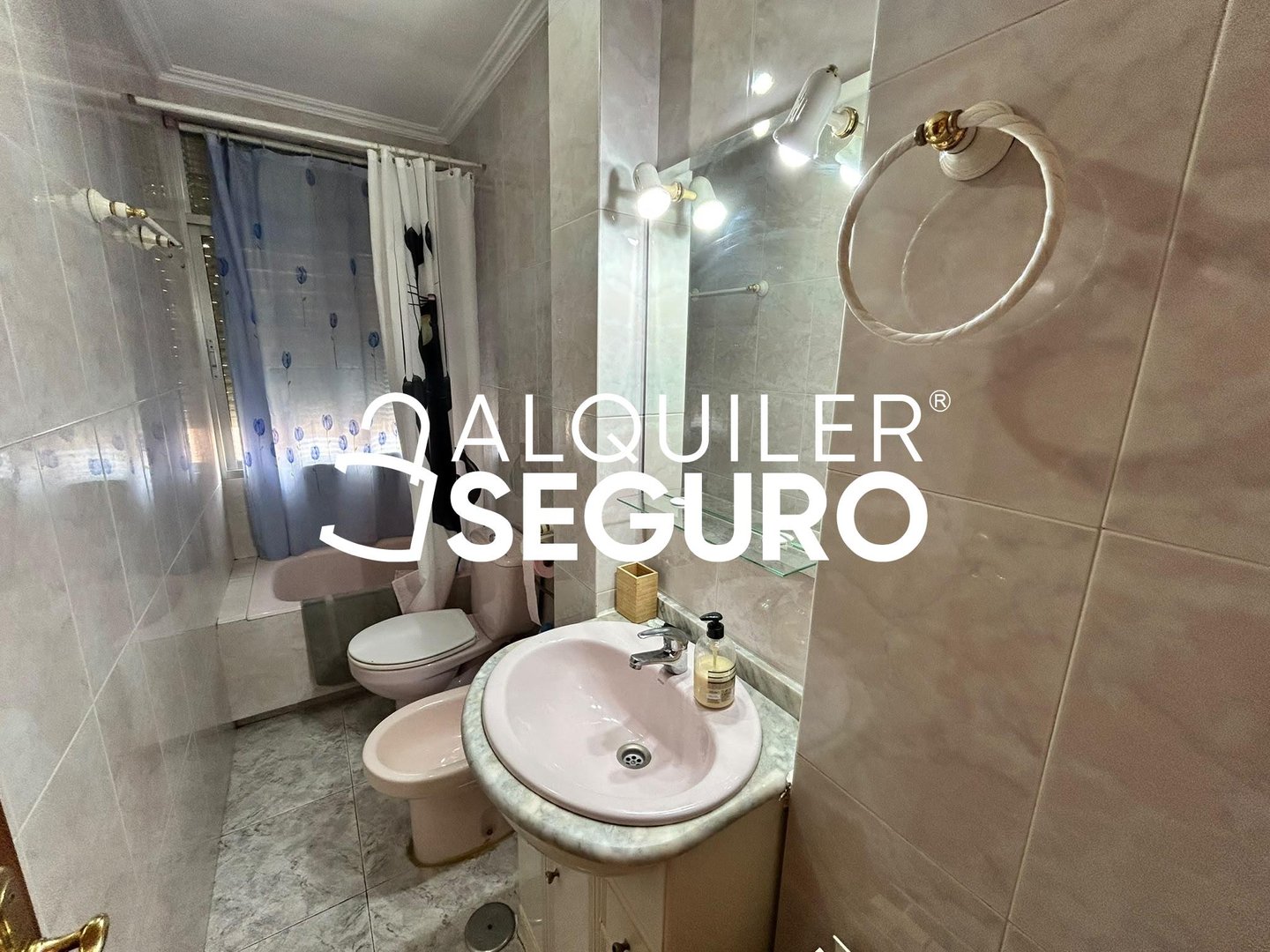 Wohnung 60 m² in Madrid