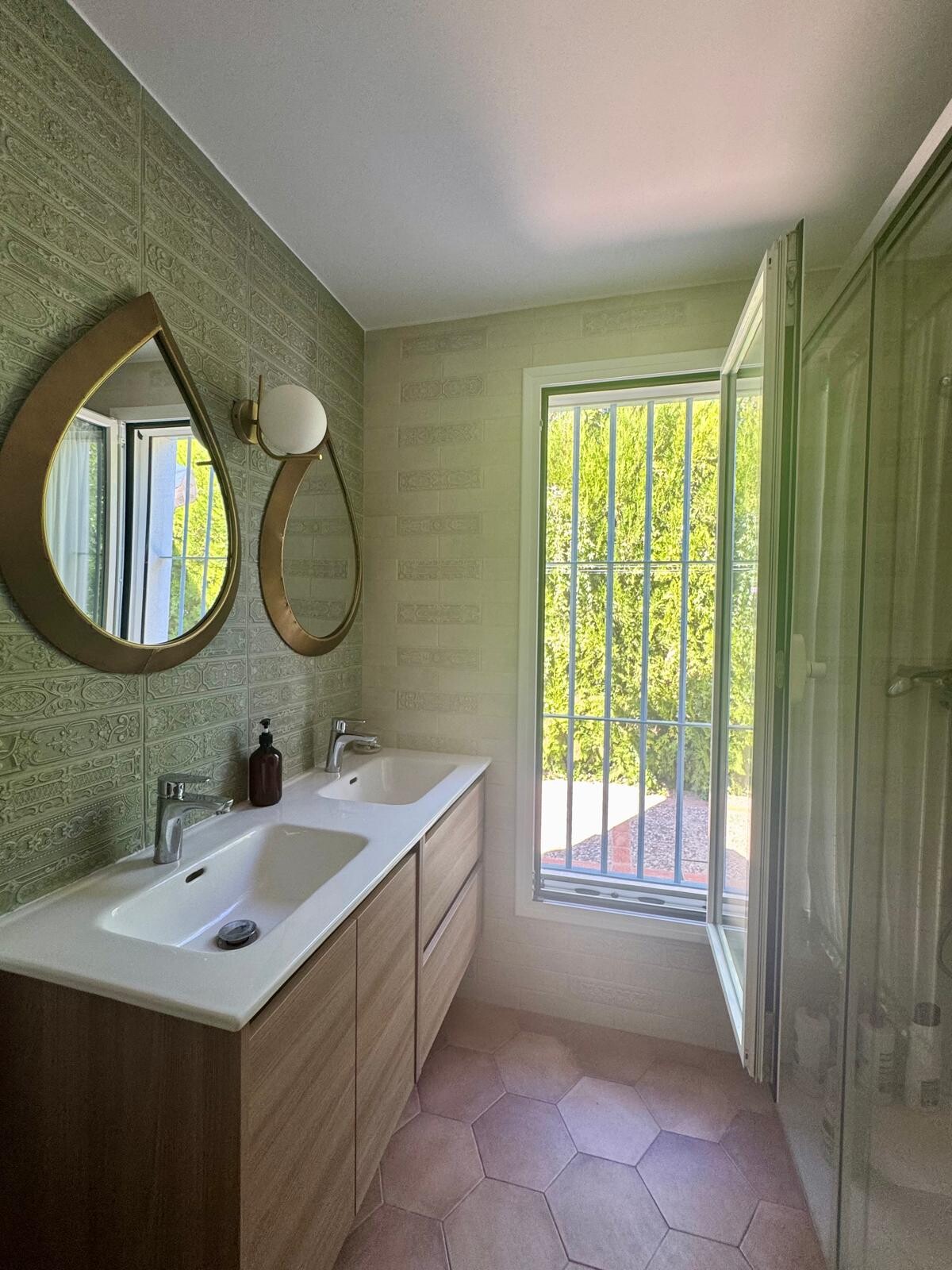 Casa de 650 m² en Carmona