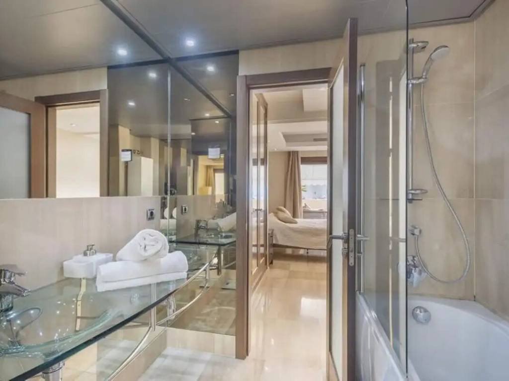 Piso de 200 m² en Estepona