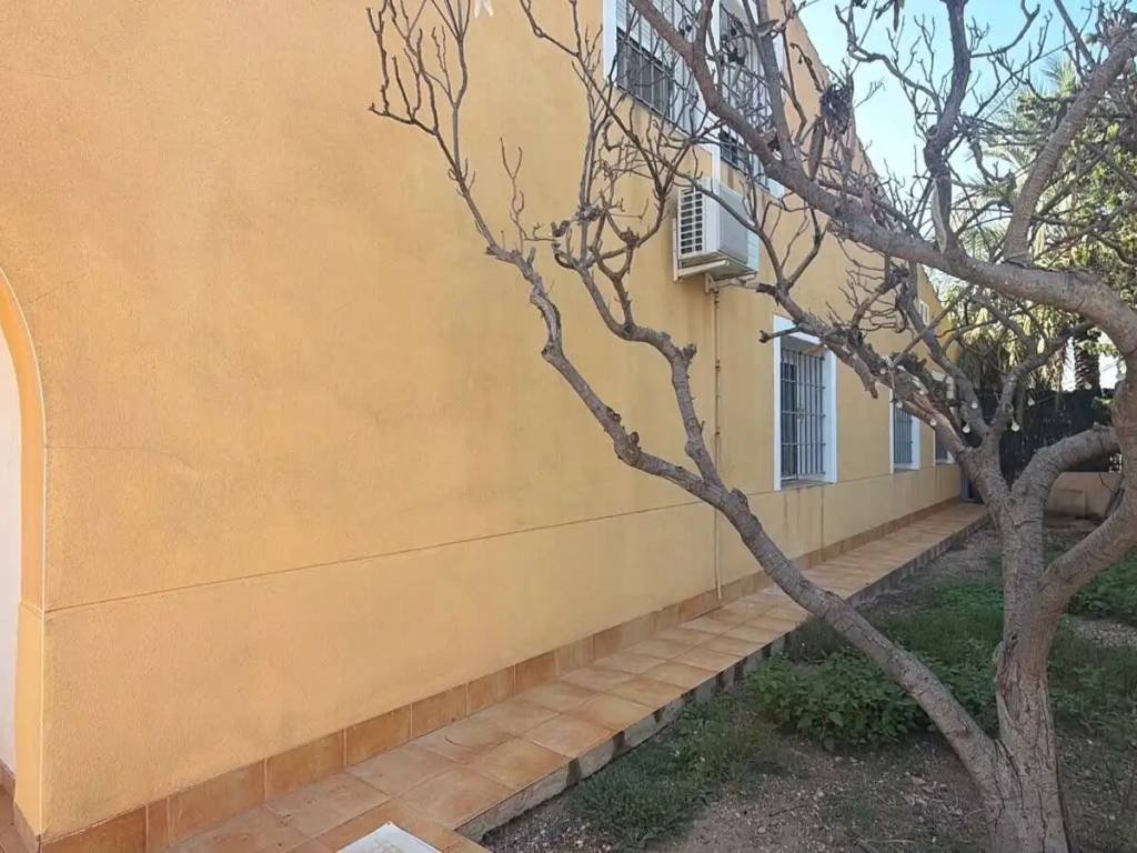 Casa de 290 m² en Elche