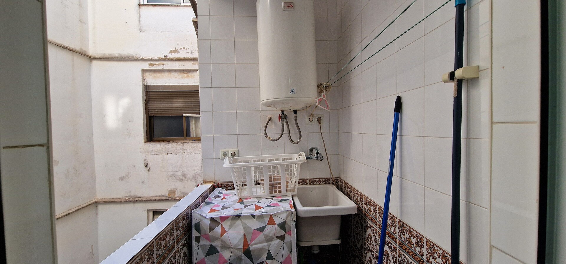 Quarto para alugar, Catarroja