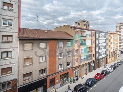 Piso de 71 m² en Gijón