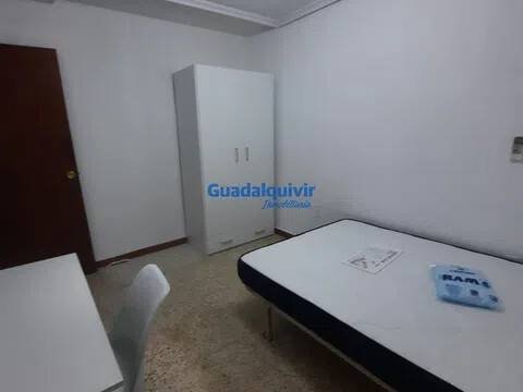 Pis de 86 m² a Dos Hermanas