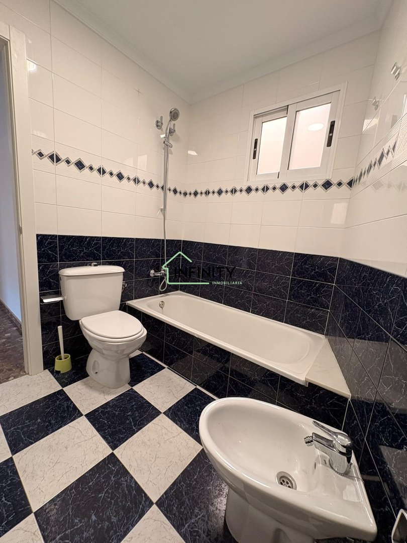 Habitació de lloguer, la Font d'en Carròs
