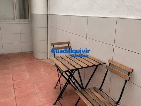 Piso de 85 m² en Sevilla