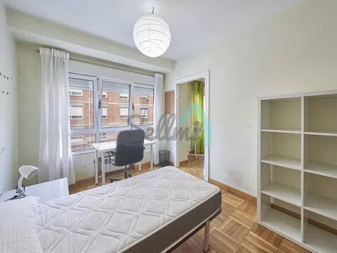 Piso de 85 m² en Oviedo
