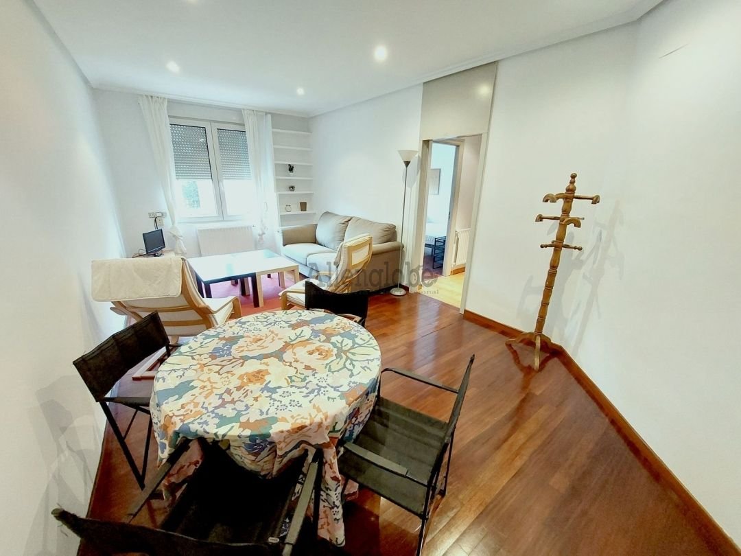 Piso de 99 m² en Oviedo