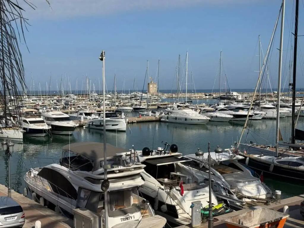 Piso de 180 m² en Callosa de Segura