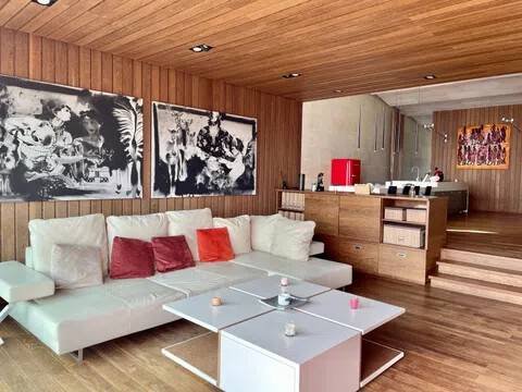 Casa de 496 m² en Vilaboa