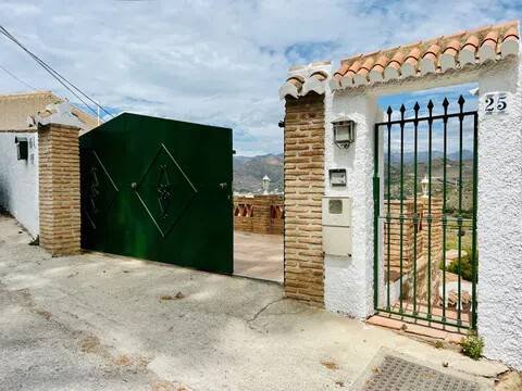 House 187 m² in Almuñécar