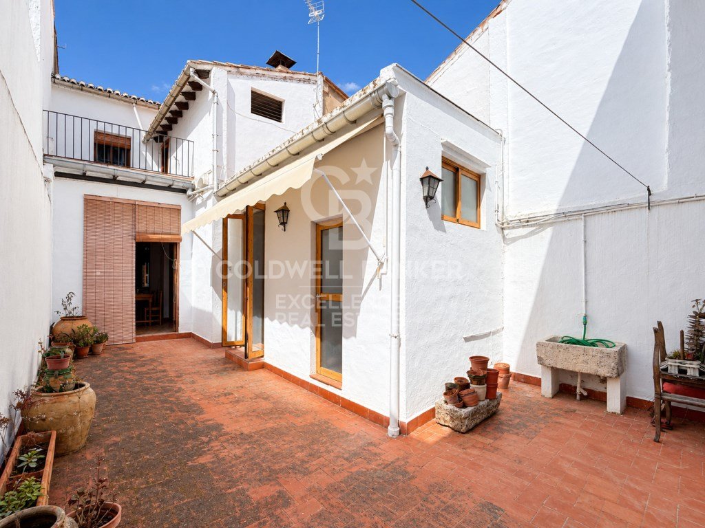 Casa de 135 m² en Alginet