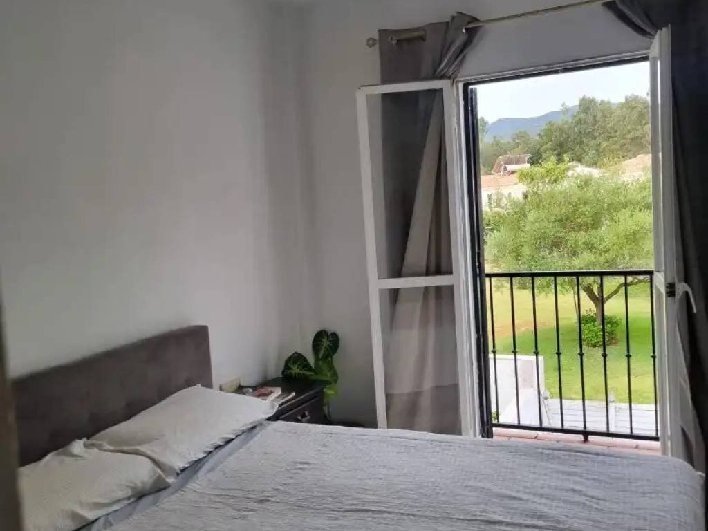 Casa de 130 m² en Los Barrios