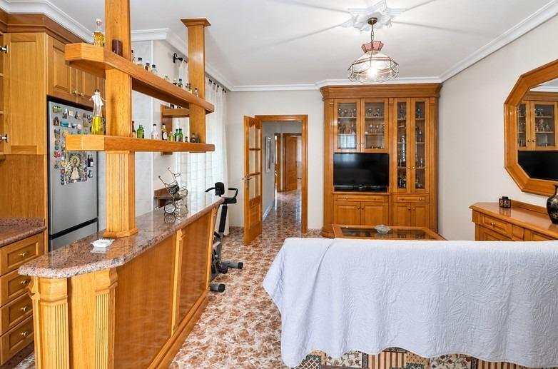 Piso de 100 m² en Orihuela