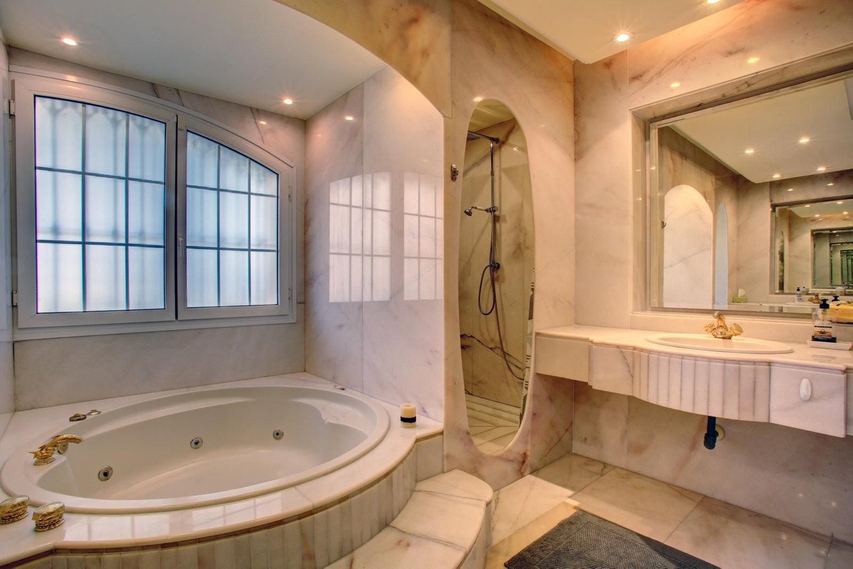 Casa de 500 m² a Estepona