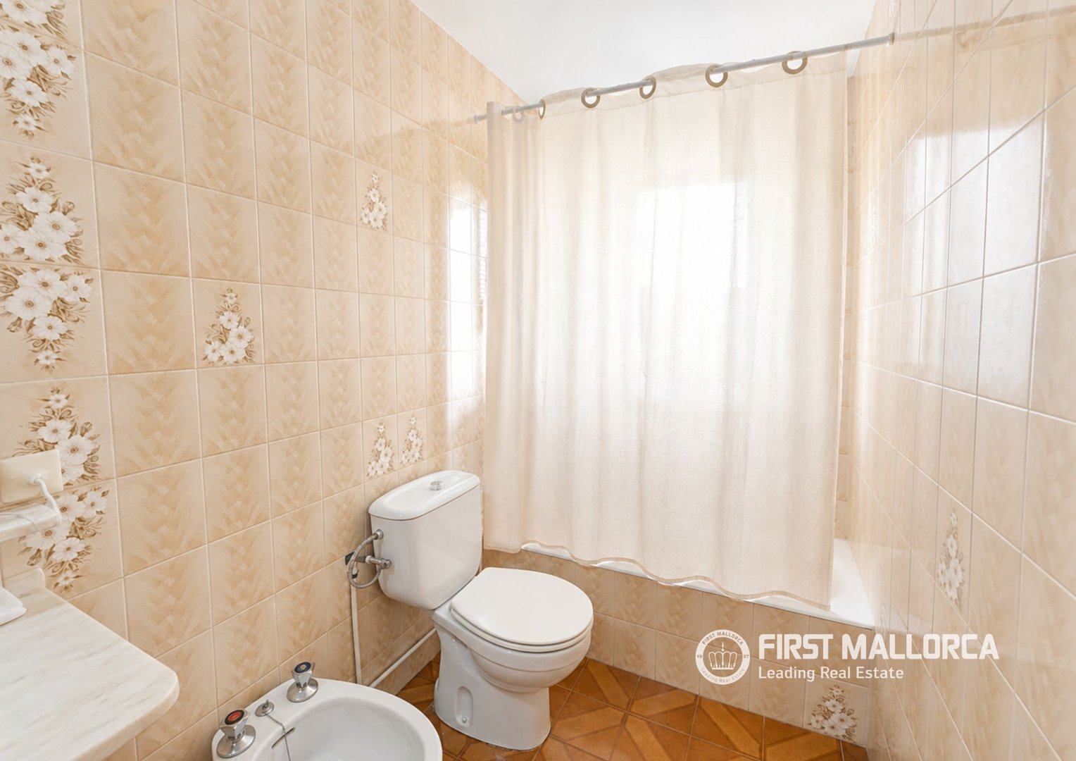 Casa de 303 m² en Muro
