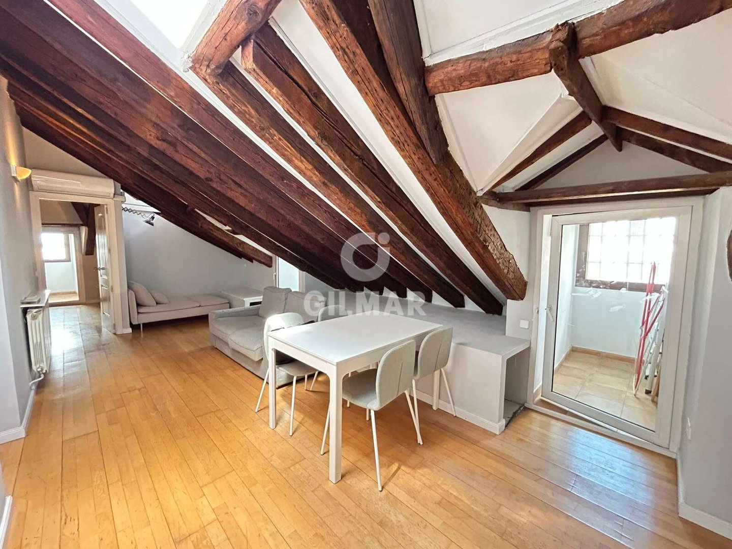 Wohnung 104 m² in Madrid