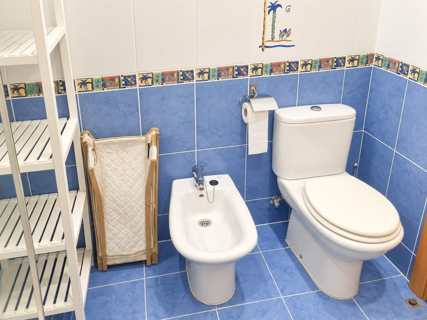 Flat 1027 m² in Aldaia