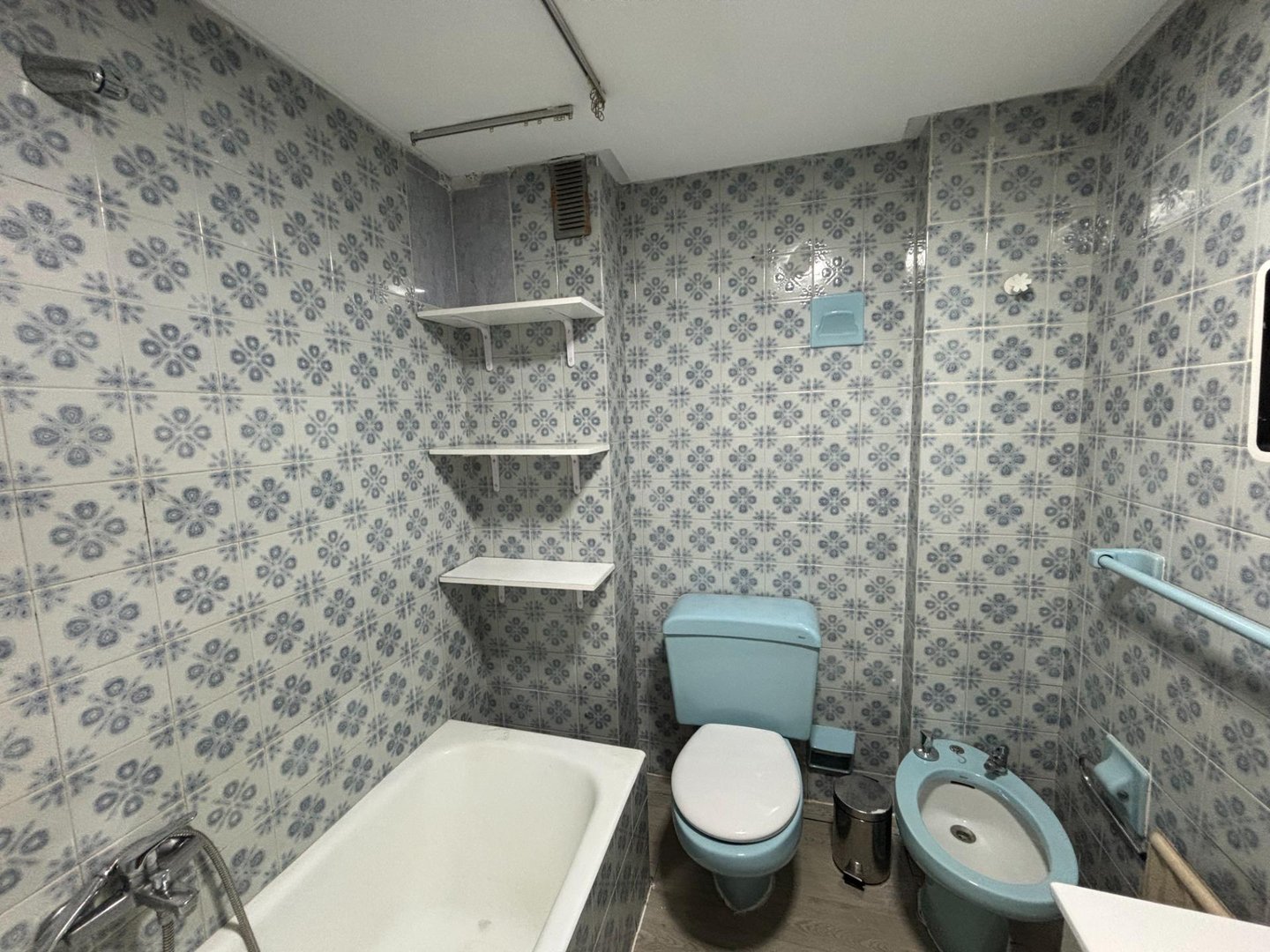 Zimmer 154 m², Granada