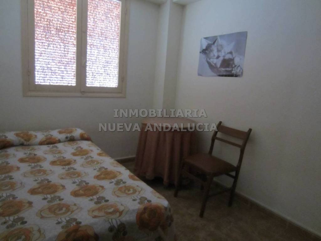 Piso de 100 m² en Almería