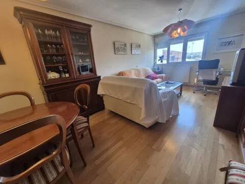 Piso de 105 m² en Ávila