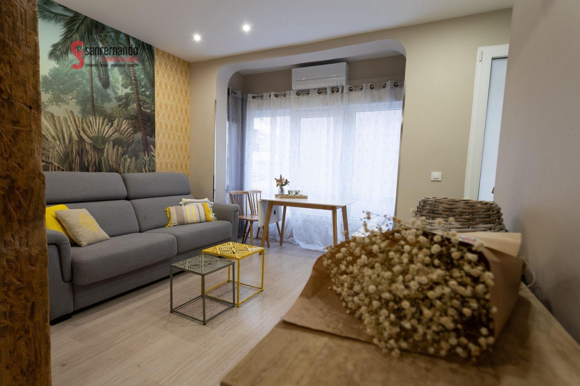 Piso de 45 m² en Santander