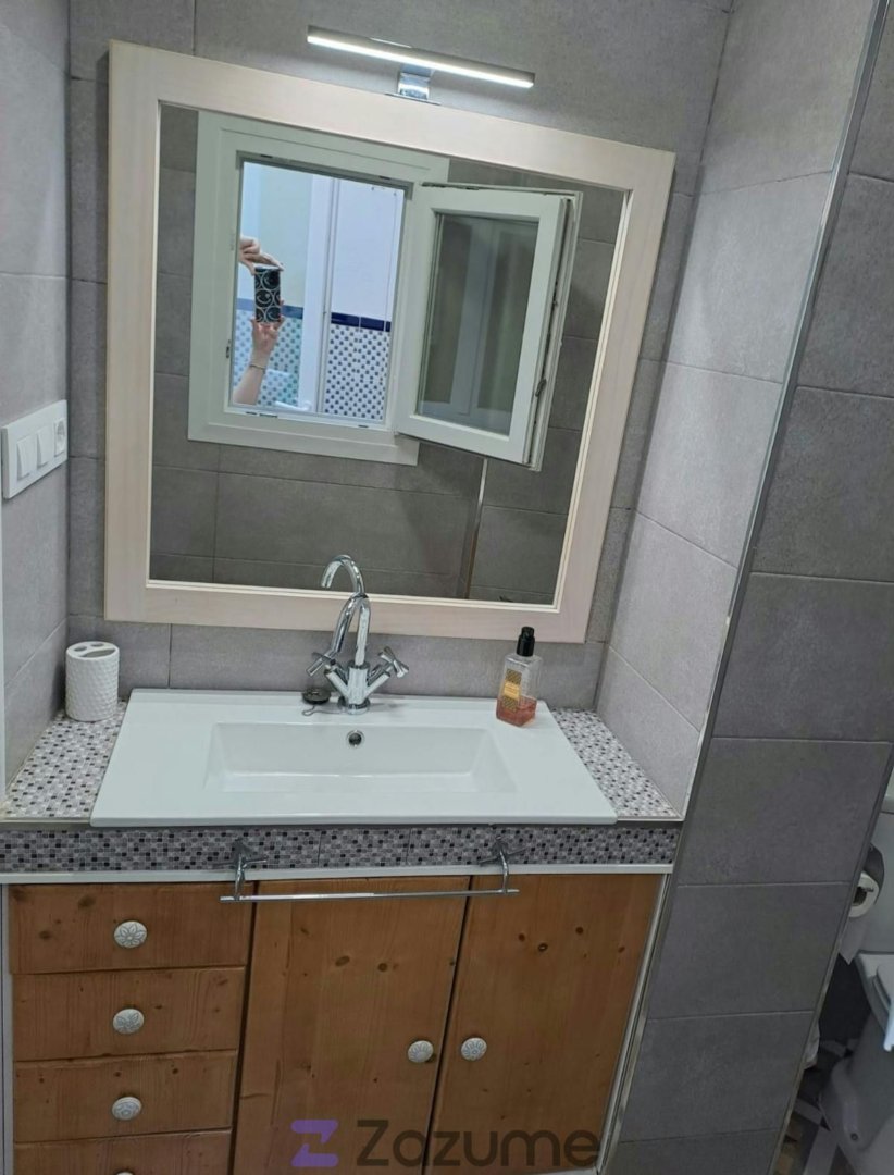 Piso de 90 m² en Linares