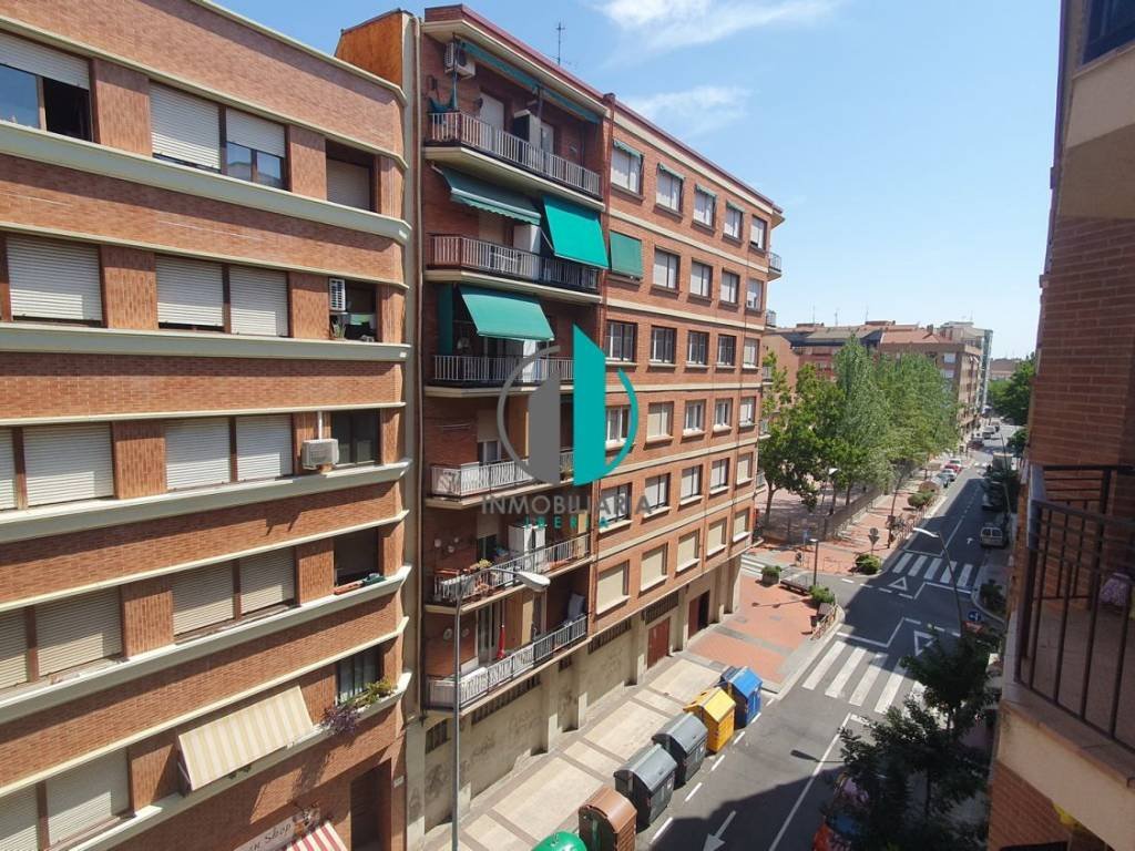 Piso de 88 m² en Logroño