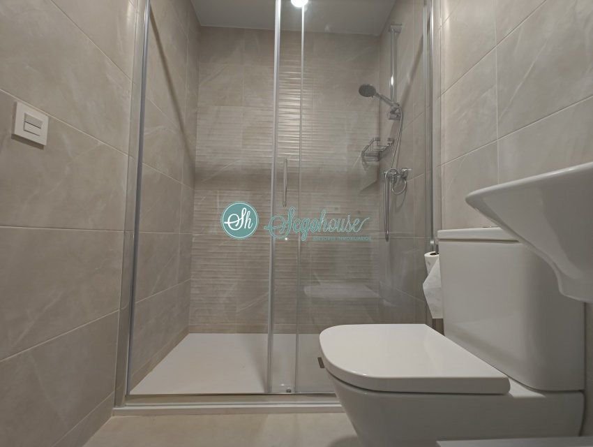 Piso de 90 m² en Segovia