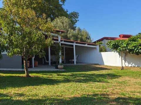 Casa de 280 m² en Oleiros