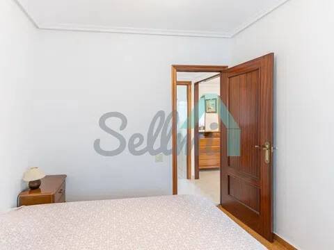 Piso de 80 m² en Oviedo