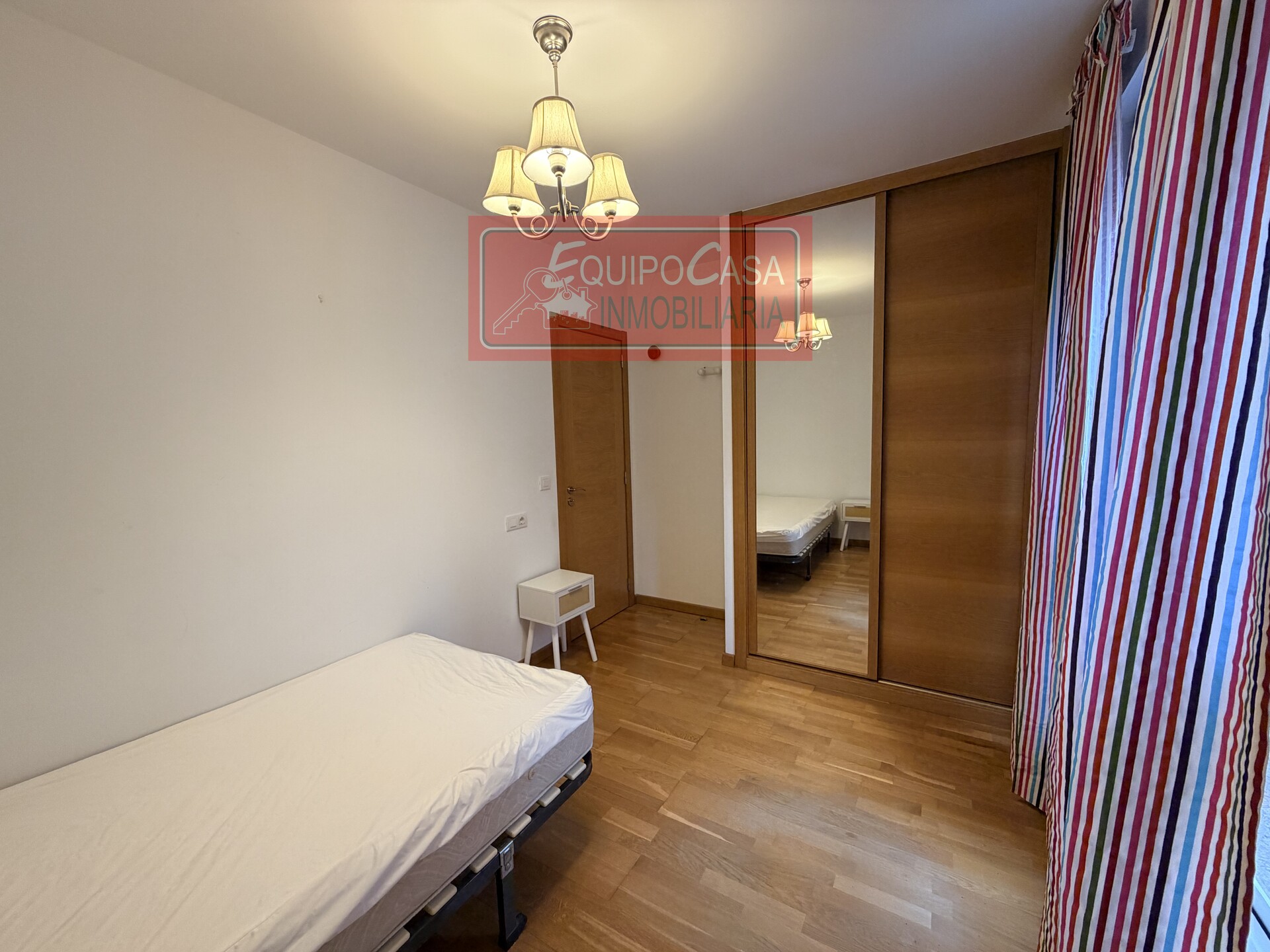 Habitación 86 m², Lugo