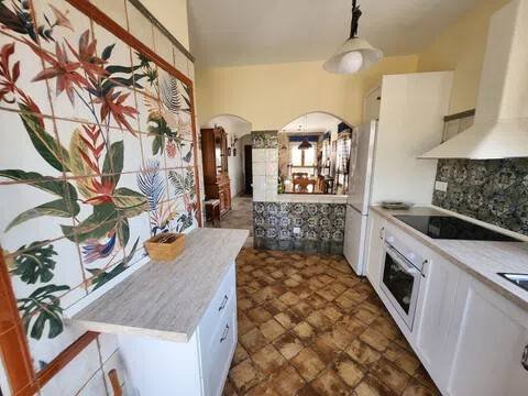 Casa de 100 m² en Alhama de Almería