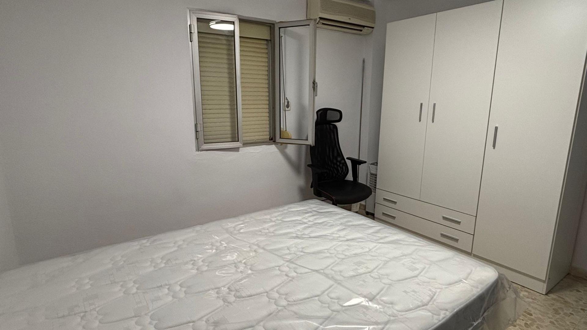 Habitación 68 m², Sevilla