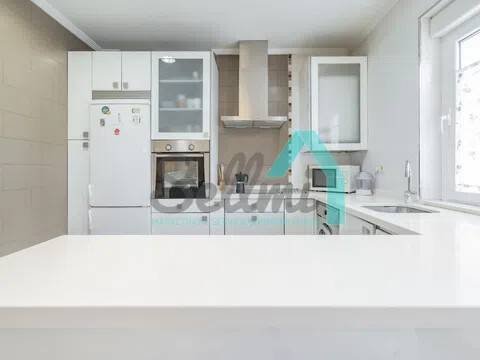 Piso de 93 m² en Oviedo