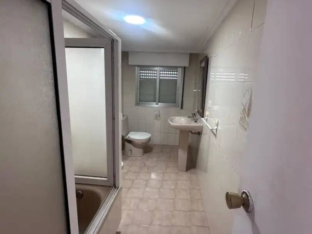 Casa de 95 m² en Parada de Sil