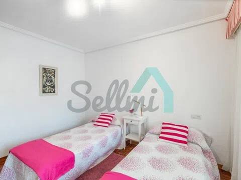 Piso de 98 m² en Castrillón