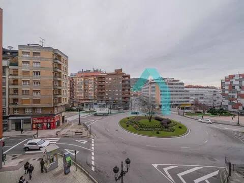 Wohnung 101 m² in Oviedo