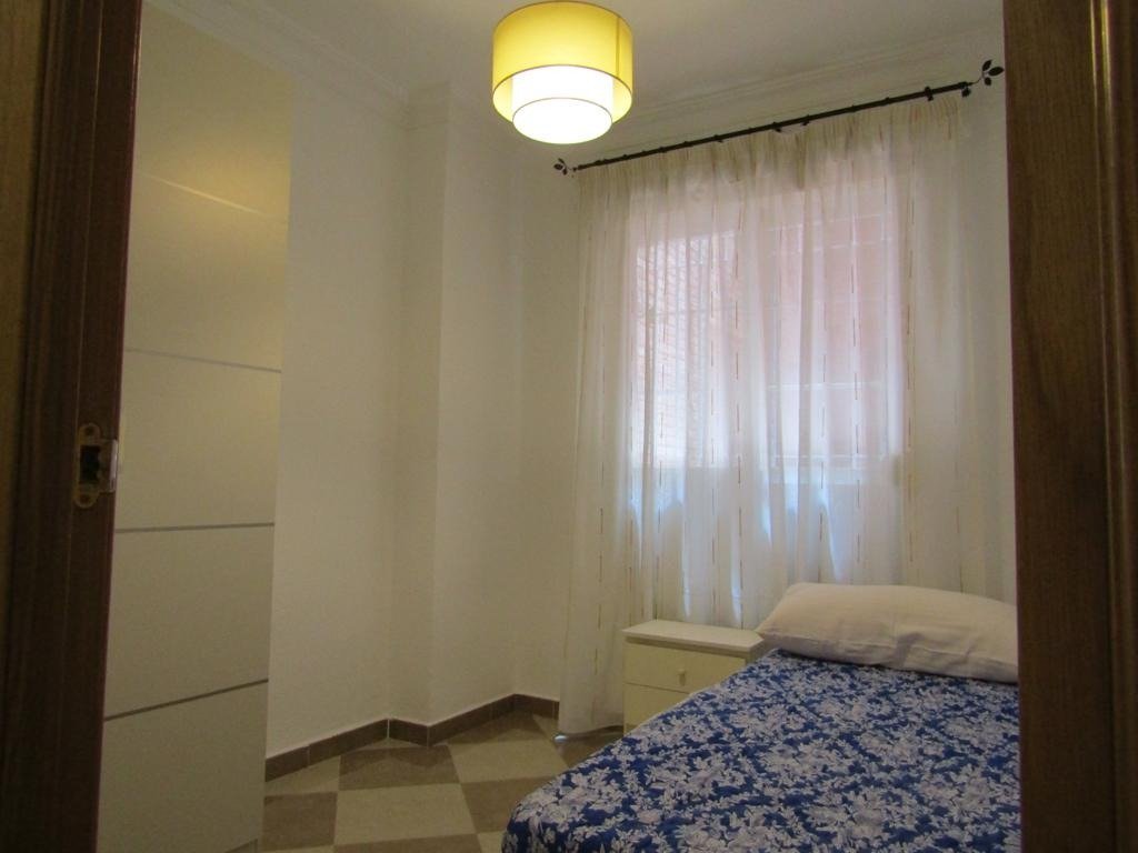 Piso de 90 m² en Granada